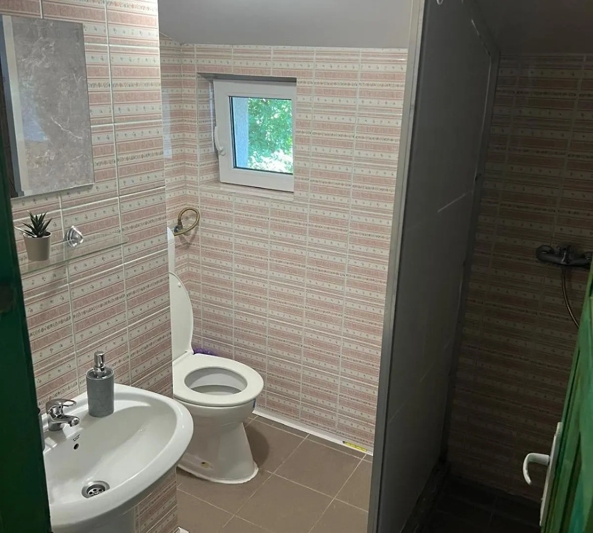 Guest house B&B Maria Bucharest Romania